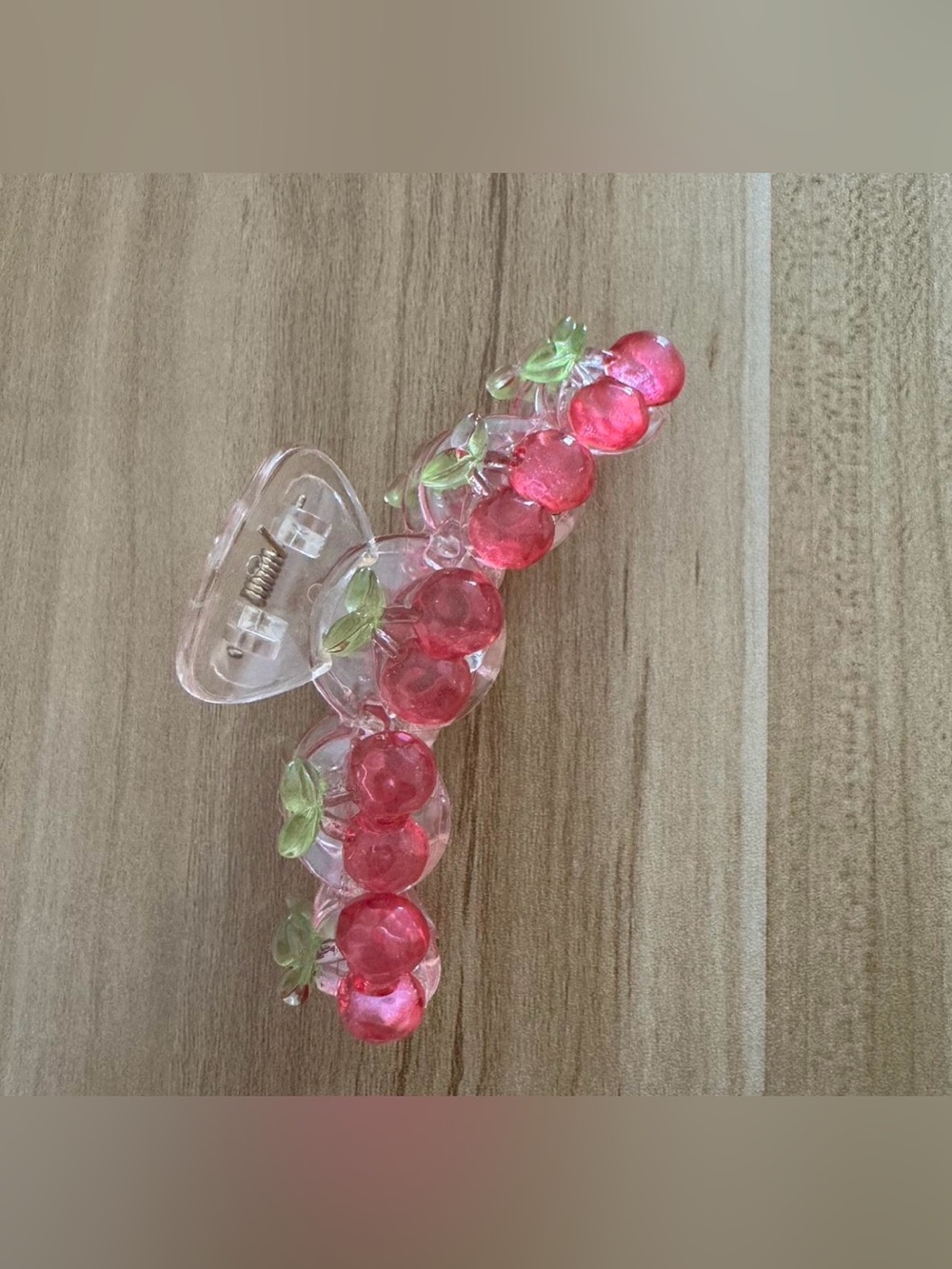 Cherry Claw Clip